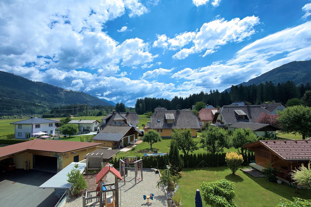 Hotel Garni Zerza Tröpolach Dış mekan fotoğraf