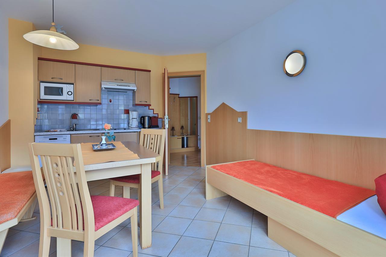 Hotel Garni Zerza Tröpolach Dış mekan fotoğraf